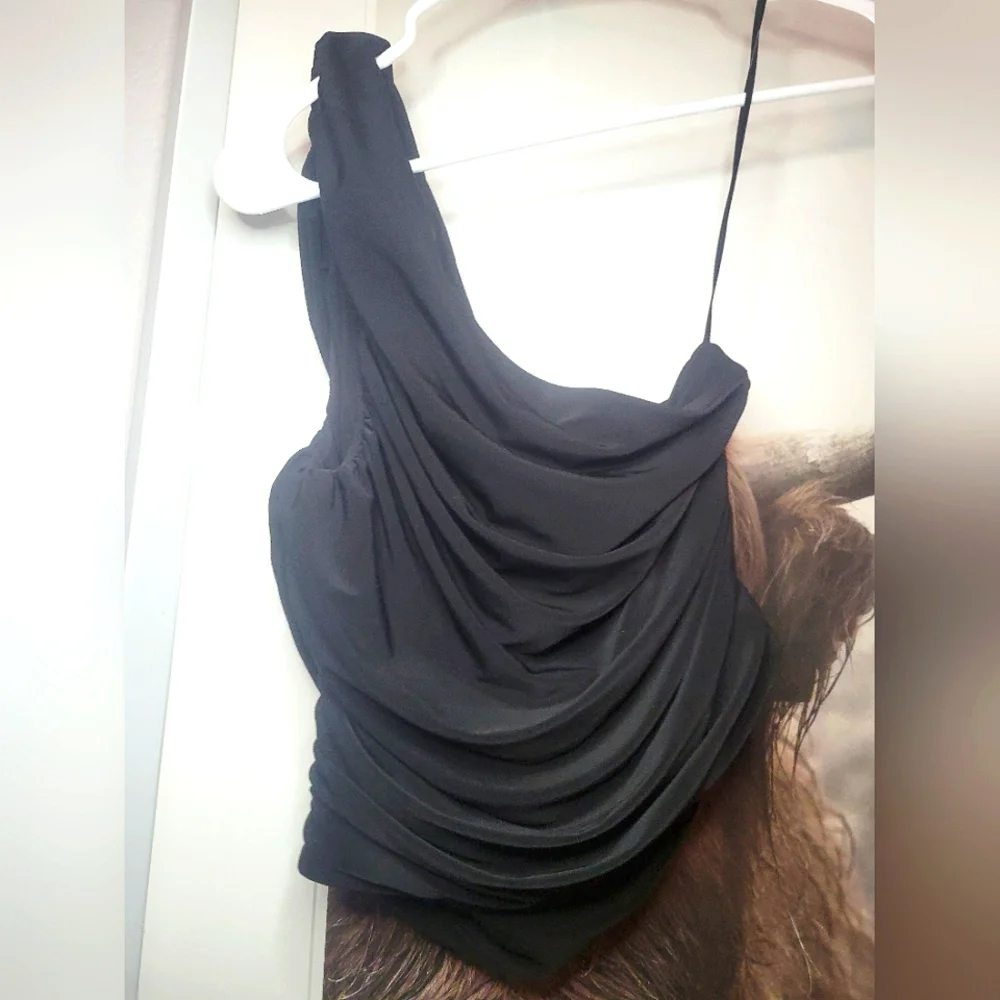 EXPRESS One Shoulder Rouched Top - Picture 2 of 6